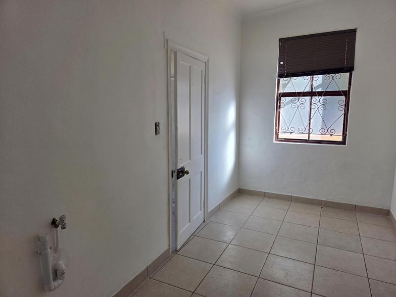 To Let 3 Bedroom Property for Rent in Observatory Western Cape